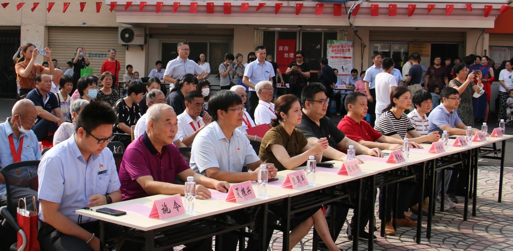 圆梦幸福电梯 欢度国庆佳节 嘉乐社区便民利民党建联建活动 陈启宇摄 2021-9-28 (4).jpg