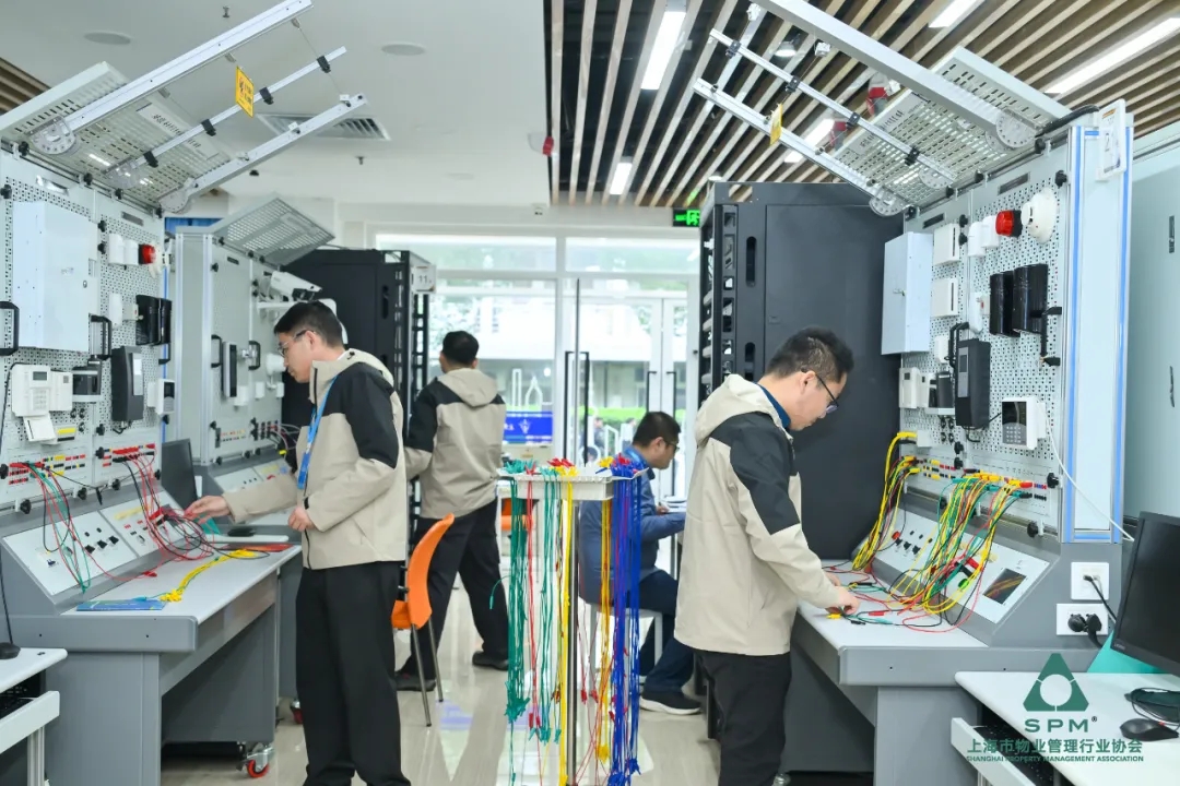 1762745286485742.jpg 智能楼宇.webp.jpg